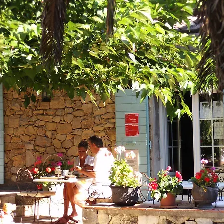 Hotel La Pierrerie 3*