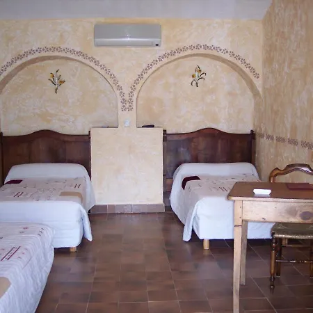 Hotel La Pierrerie 3*